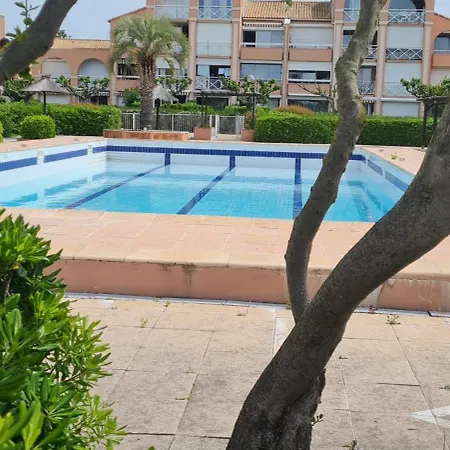 With Terrace & Pool 아파트